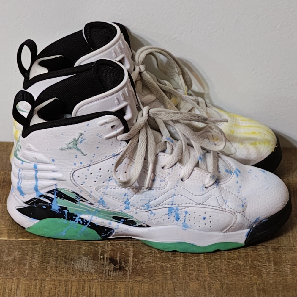 Custom Nike Jordan MVP 'Green Glow' Kid's Size 2Y - Picture 4 of 7